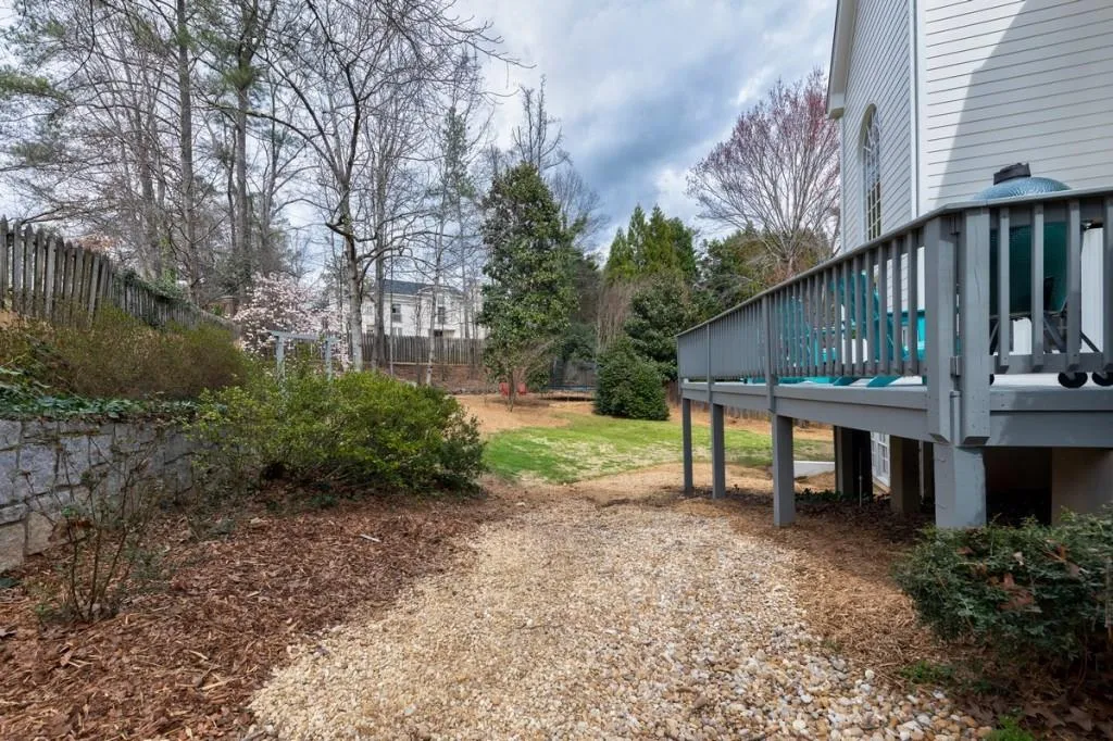 225 Powers Cove, Sandy Springs, Georgia 30327, 4 Bedrooms Bedrooms, ,4 BathroomsBathrooms,Residential,Sold,225 Powers Cove,6695803