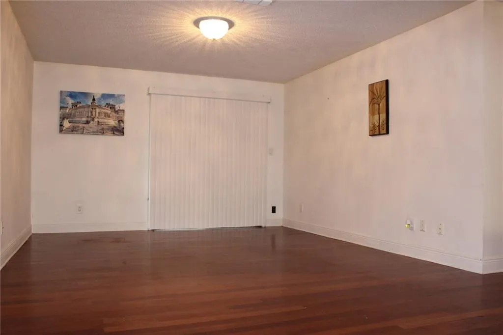6205 Santa Fe Parkway, Sandy Springs, Georgia 30350, 2 Bedrooms Bedrooms, ,2 BathroomsBathrooms,Residential,Sold,6205 Santa Fe Parkway,6527948
