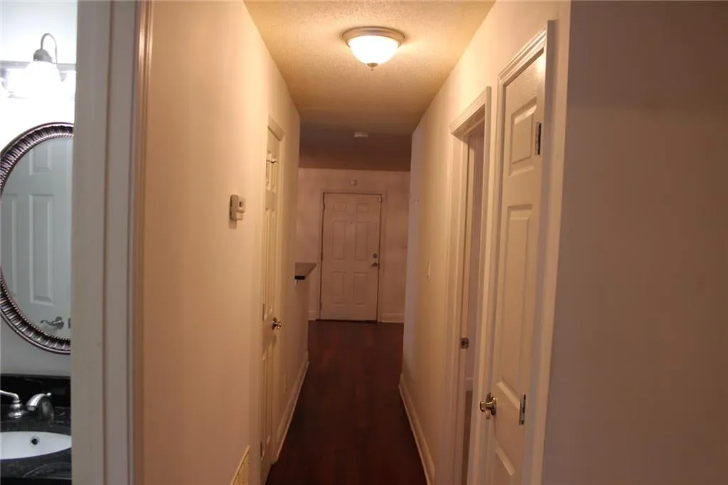 6205 Santa Fe Parkway, Sandy Springs, Georgia 30350, 2 Bedrooms Bedrooms, ,2 BathroomsBathrooms,Residential,Sold,6205 Santa Fe Parkway,6527948