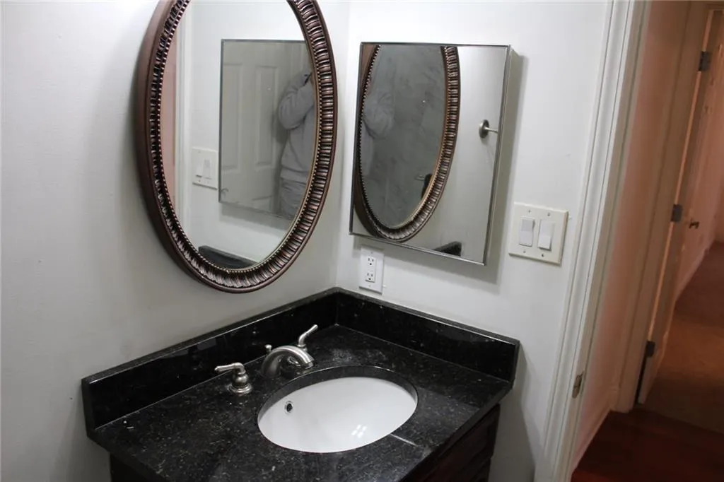 6205 Santa Fe Parkway, Sandy Springs, Georgia 30350, 2 Bedrooms Bedrooms, ,2 BathroomsBathrooms,Residential,Sold,6205 Santa Fe Parkway,6527948