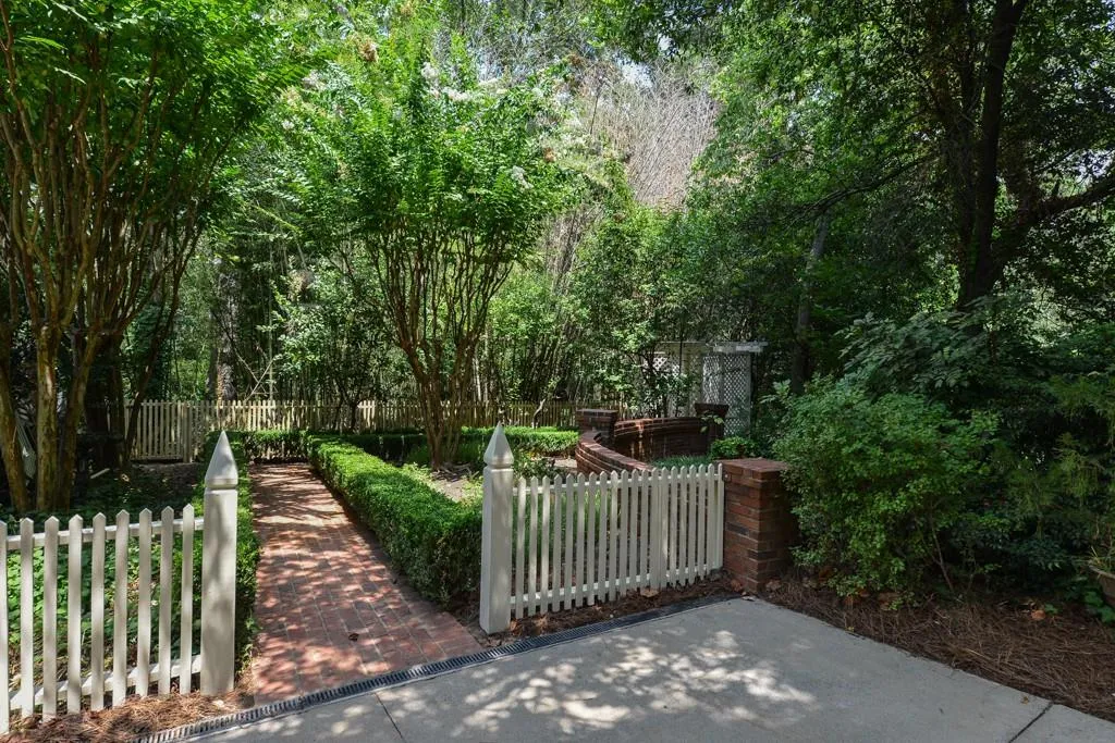 4969 Long Island Drive Nw, Sandy Springs, Georgia 30327, 4 Bedrooms Bedrooms, ,5 BathroomsBathrooms,Residential,Sold,4969 Long Island Drive Nw,5786091