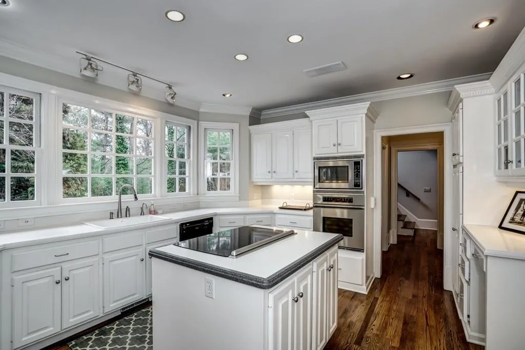 4969 Long Island Drive Nw, Sandy Springs, Georgia 30327, 4 Bedrooms Bedrooms, ,5 BathroomsBathrooms,Residential,Sold,4969 Long Island Drive Nw,5786091
