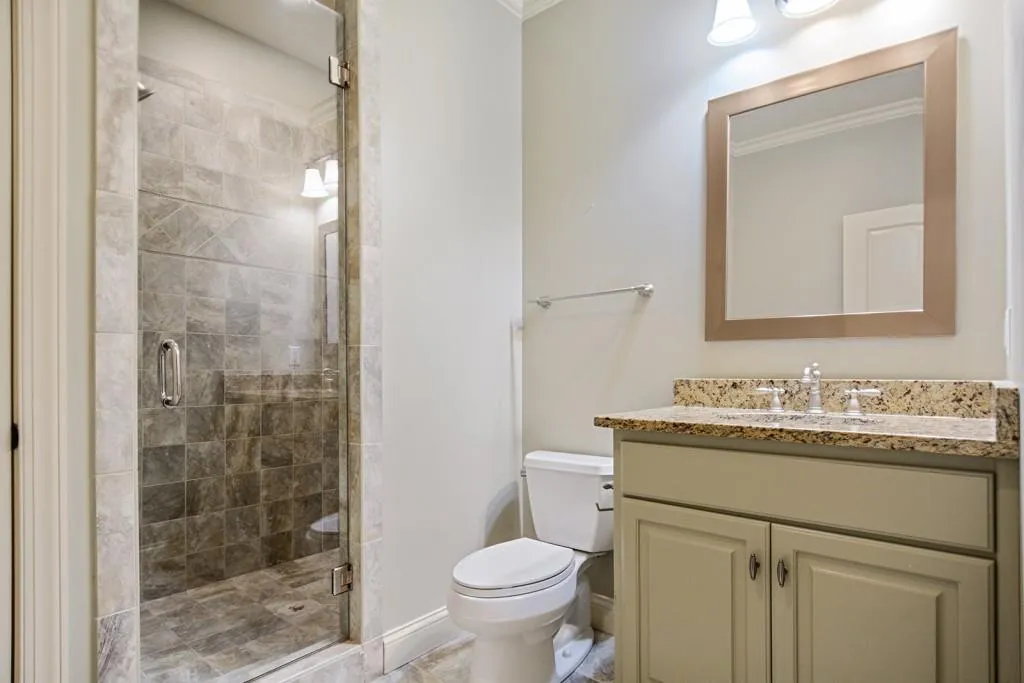 770 E Northway Lane, Atlanta, Georgia 30342, 5 Bedrooms Bedrooms, ,6 BathroomsBathrooms,Residential,Sold,770 E Northway Lane,6869815