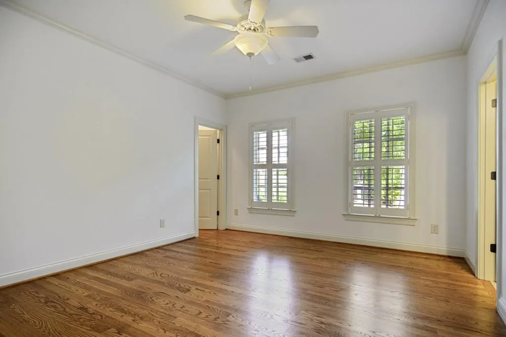 770 E Northway Lane, Atlanta, Georgia 30342, 5 Bedrooms Bedrooms, ,6 BathroomsBathrooms,Residential,Sold,770 E Northway Lane,6869815