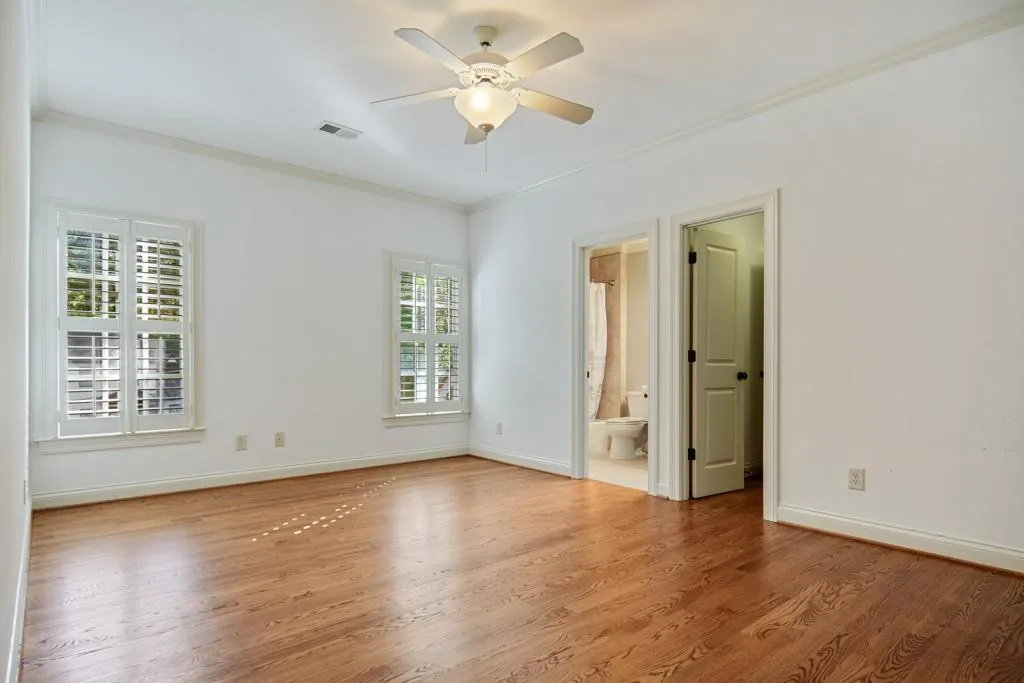 770 E Northway Lane, Atlanta, Georgia 30342, 5 Bedrooms Bedrooms, ,6 BathroomsBathrooms,Residential,Sold,770 E Northway Lane,6869815
