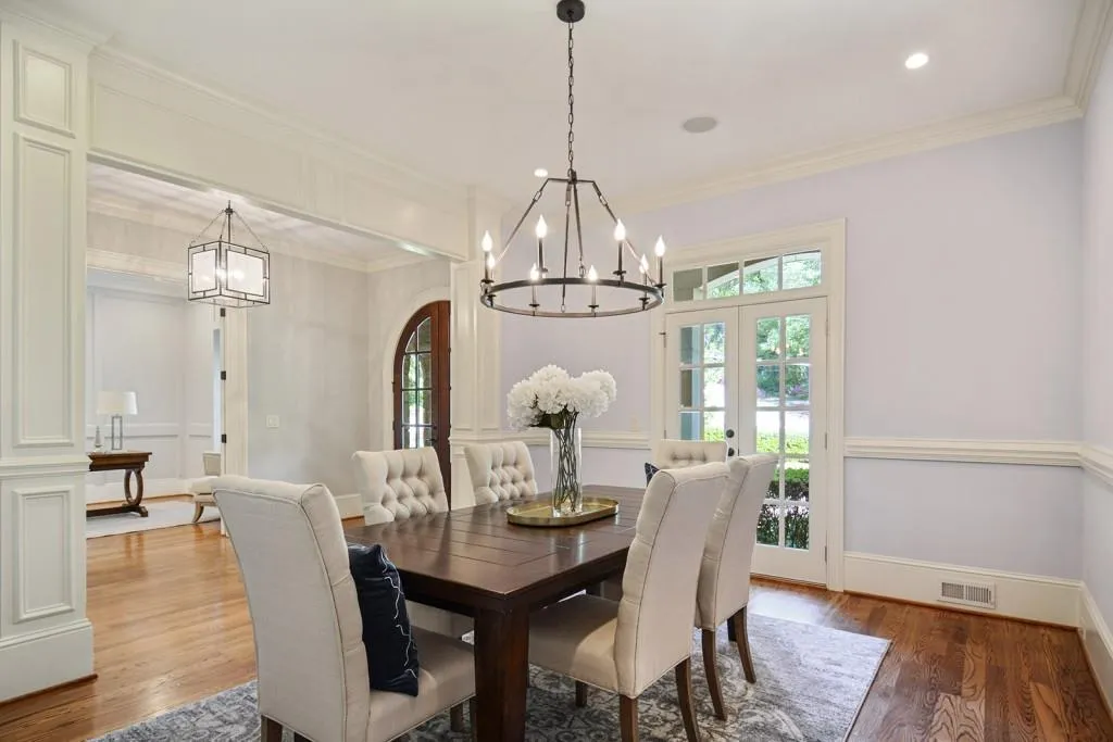 770 E Northway Lane, Atlanta, Georgia 30342, 5 Bedrooms Bedrooms, ,6 BathroomsBathrooms,Residential,Sold,770 E Northway Lane,6869815