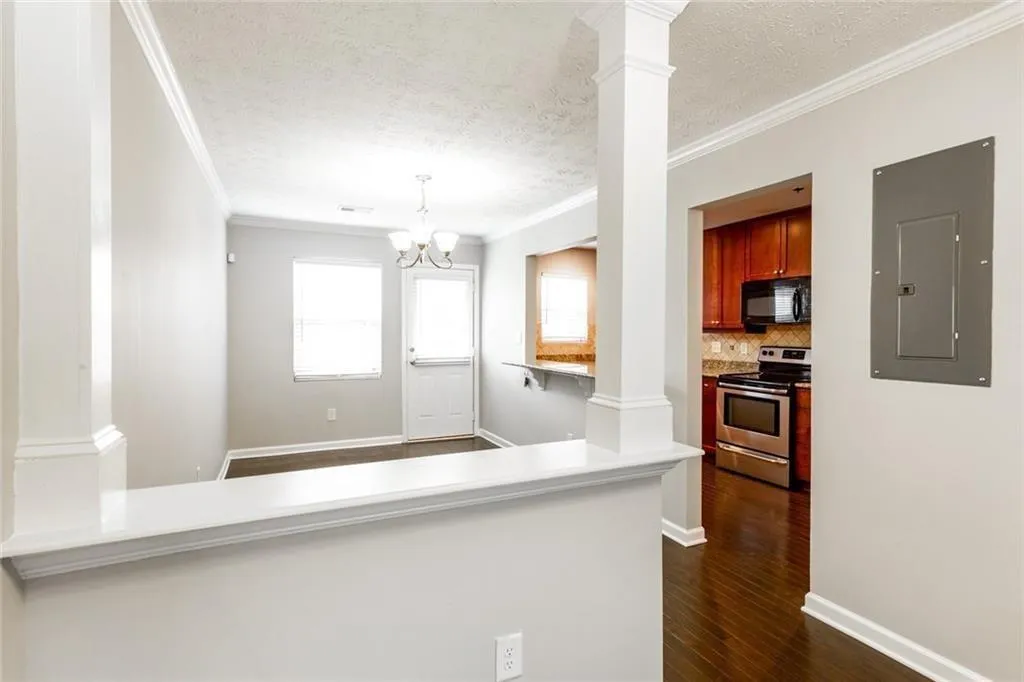 135 N River Drive Unit E, Sandy Springs, Georgia 30350, 2 Bedrooms Bedrooms, ,2 BathroomsBathrooms,Residential,Sold,135 N River Drive Unit E,7083296