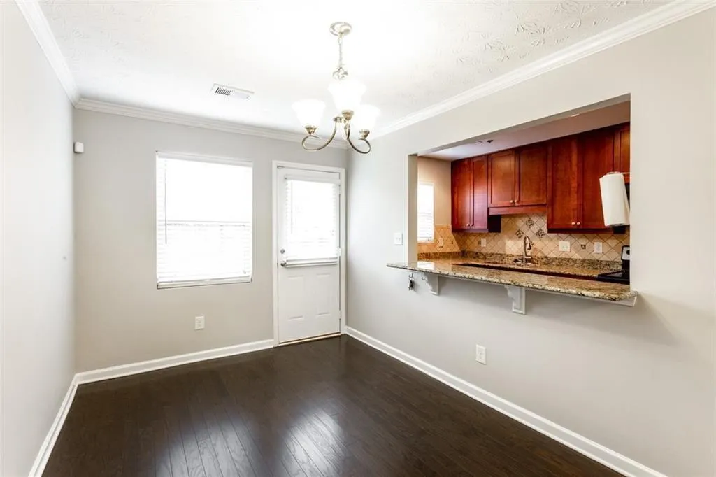 135 N River Drive Unit E, Sandy Springs, Georgia 30350, 2 Bedrooms Bedrooms, ,2 BathroomsBathrooms,Residential,Sold,135 N River Drive Unit E,7083296