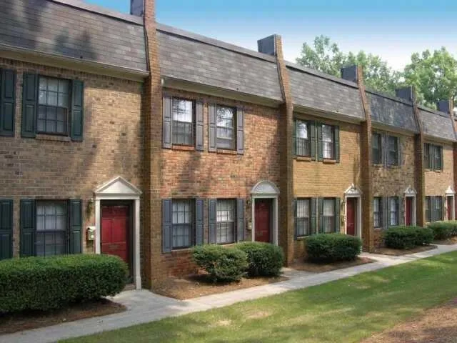 135 N River Drive Unit E, Sandy Springs, Georgia 30350, 2 Bedrooms Bedrooms, ,2 BathroomsBathrooms,Residential,Sold,135 N River Drive Unit E,7083296