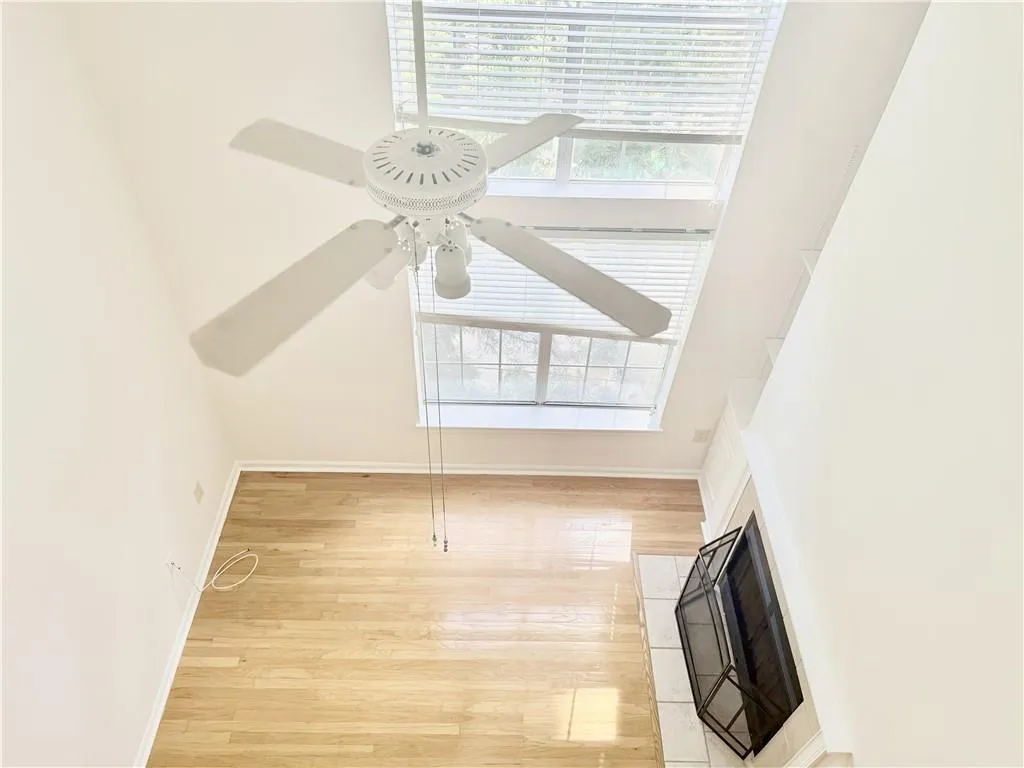 3655 Habersham Road Ne Unit 329, Atlanta, Georgia 30305, 1 Bedroom Bedrooms, ,1 BathroomBathrooms,Residential,For Sale,3655 Habersham Road Ne Unit 329,7611484