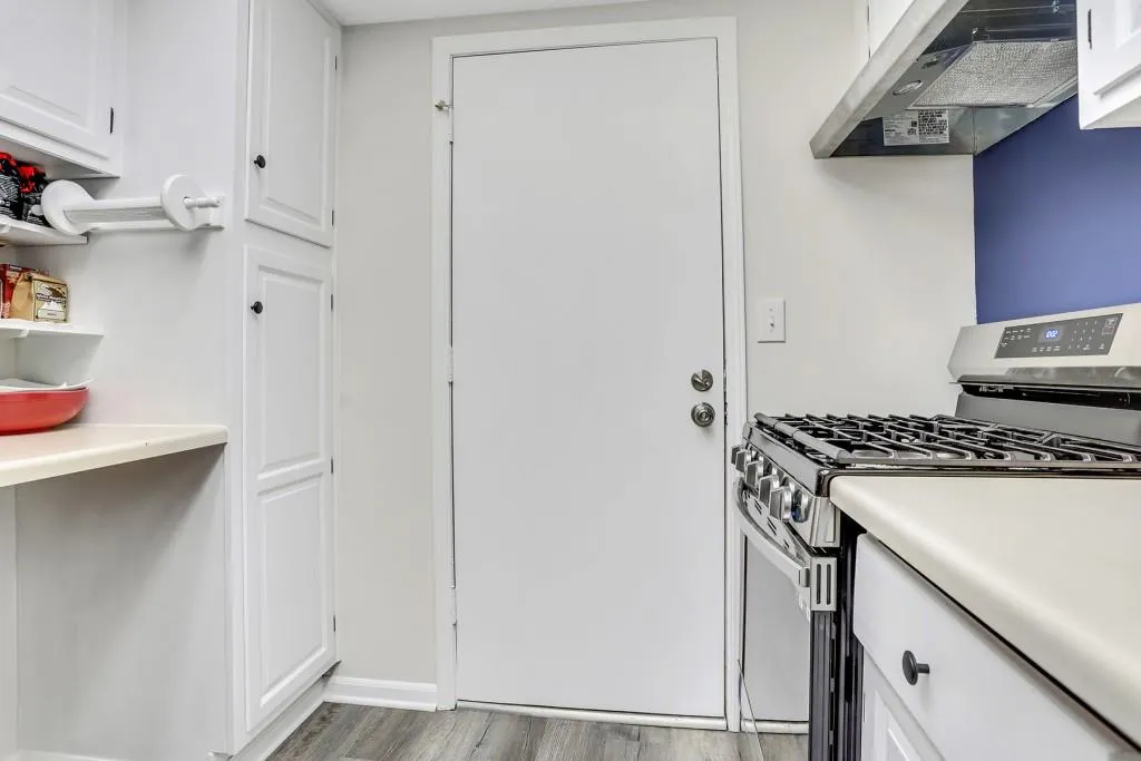 6851 Roswell Road Unit L11, Atlanta, Georgia 30328, 3 Bedrooms Bedrooms, ,2 BathroomsBathrooms,Residential,Sold,6851 Roswell Road Unit L11,7175672