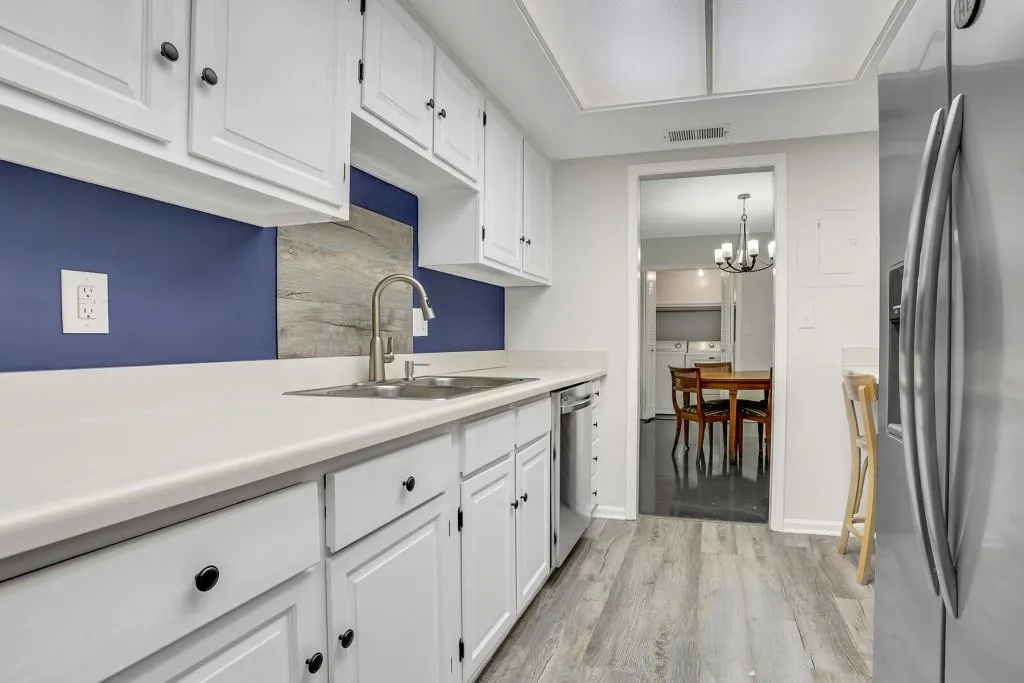 6851 Roswell Road Unit L11, Atlanta, Georgia 30328, 3 Bedrooms Bedrooms, ,2 BathroomsBathrooms,Residential,Sold,6851 Roswell Road Unit L11,7175672