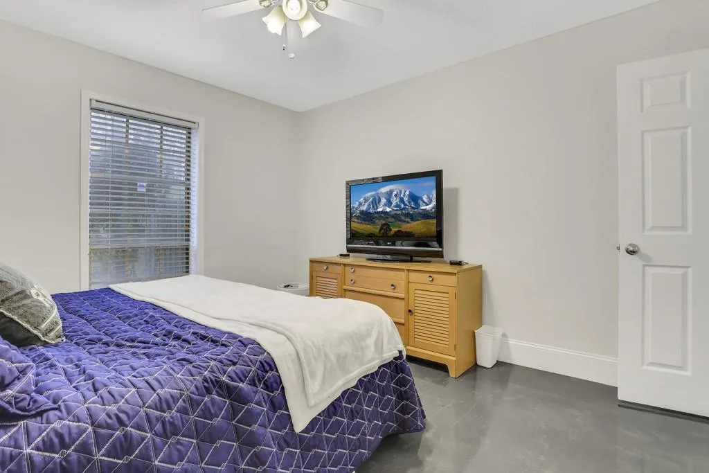 6851 Roswell Road Unit L11, Atlanta, Georgia 30328, 3 Bedrooms Bedrooms, ,2 BathroomsBathrooms,Residential,Sold,6851 Roswell Road Unit L11,7175672