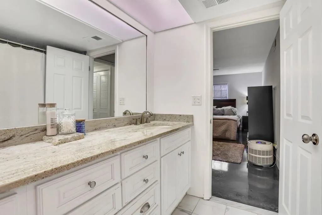 6851 Roswell Road Unit L11, Atlanta, Georgia 30328, 3 Bedrooms Bedrooms, ,2 BathroomsBathrooms,Residential,Sold,6851 Roswell Road Unit L11,7175672