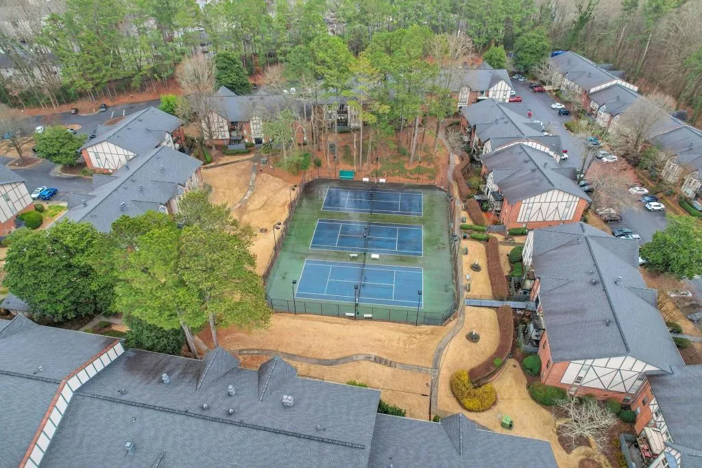 6851 Roswell Road Unit L11, Atlanta, Georgia 30328, 3 Bedrooms Bedrooms, ,2 BathroomsBathrooms,Residential,Sold,6851 Roswell Road Unit L11,7175672