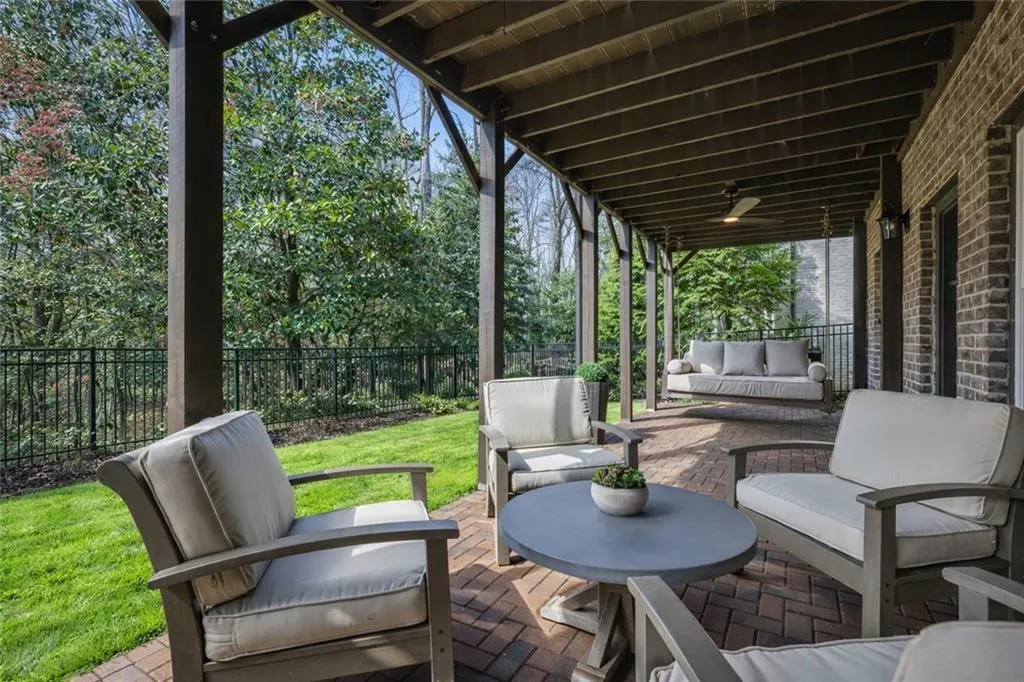 6498 Canopy Drive, Sandy Springs, Georgia 30328, 6 Bedrooms Bedrooms, ,5 BathroomsBathrooms,Residential,Sold,6498 Canopy Drive,7730294