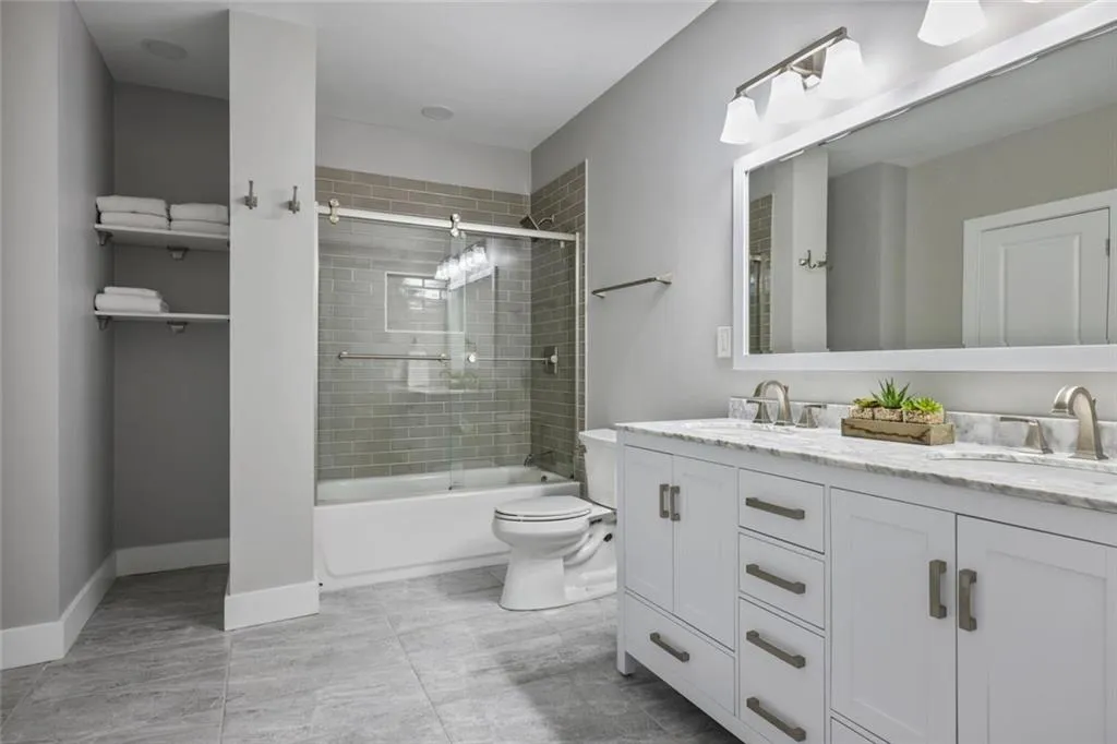 6498 Canopy Drive, Sandy Springs, Georgia 30328, 6 Bedrooms Bedrooms, ,5 BathroomsBathrooms,Residential,Sold,6498 Canopy Drive,7730294