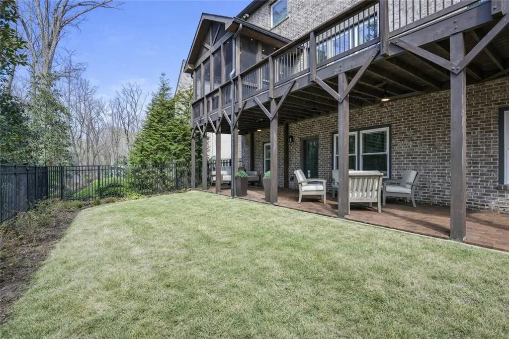 6498 Canopy Drive, Sandy Springs, Georgia 30328, 6 Bedrooms Bedrooms, ,5 BathroomsBathrooms,Residential,Sold,6498 Canopy Drive,7730294