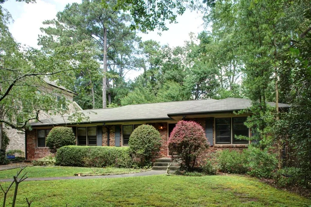 28 W Belle Isle Road, Sandy Springs, Georgia 30342, 3 Bedrooms Bedrooms, ,2 BathroomsBathrooms,Residential,Sold,28 W Belle Isle Road,5894593