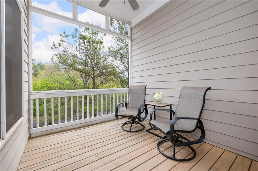 952 Persimmon Point, Atlanta, Georgia 30328, 3 Bedrooms Bedrooms, ,3 BathroomsBathrooms,Residential,Sold,952 Persimmon Point,7029986