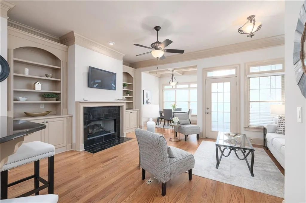 952 Persimmon Point, Atlanta, Georgia 30328, 3 Bedrooms Bedrooms, ,3 BathroomsBathrooms,Residential,Sold,952 Persimmon Point,7029986