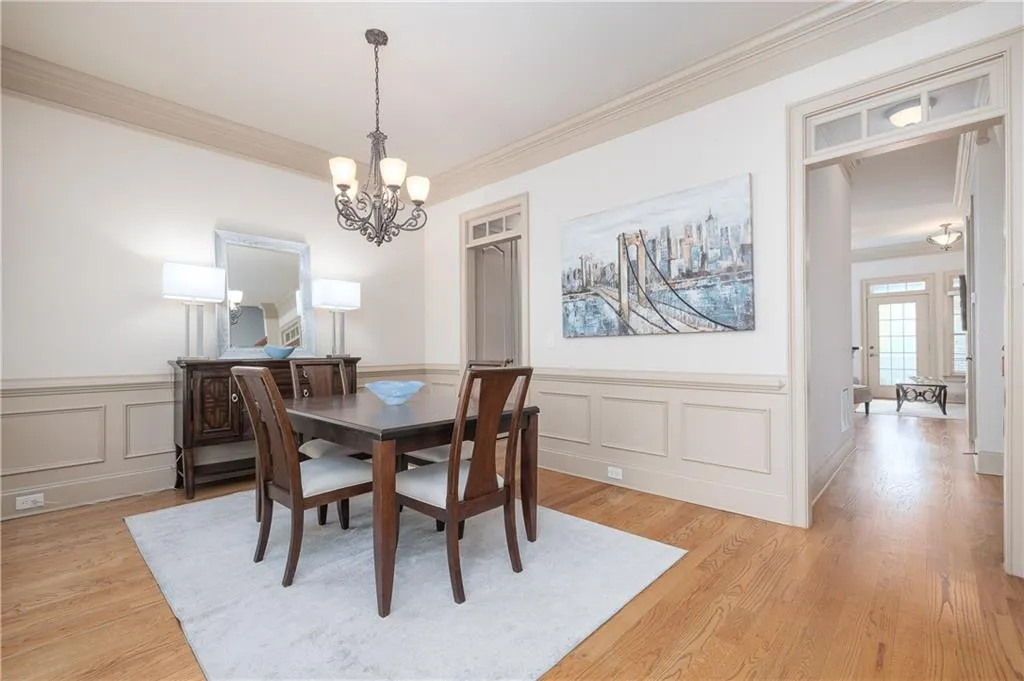 952 Persimmon Point, Atlanta, Georgia 30328, 3 Bedrooms Bedrooms, ,3 BathroomsBathrooms,Residential,Sold,952 Persimmon Point,7029986