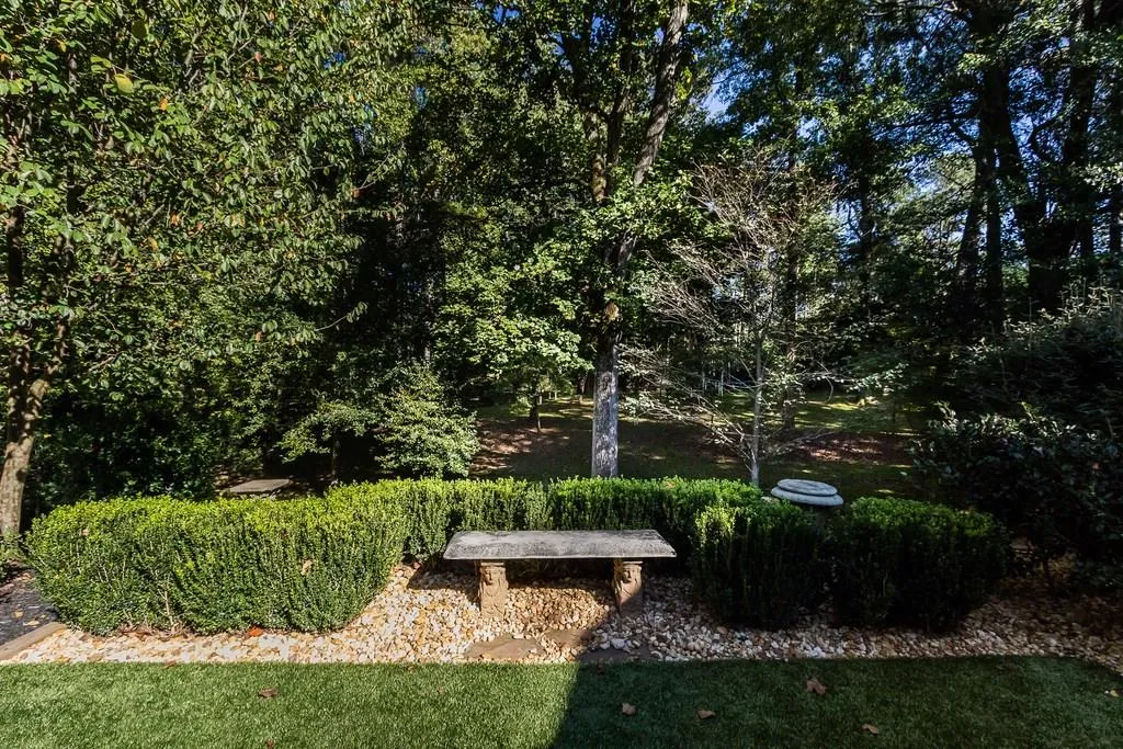 5495 Arundel Drive, Sandy Springs, Georgia 30327, 4 Bedrooms Bedrooms, ,3 BathroomsBathrooms,Residential,Sold,5495 Arundel Drive,5925484