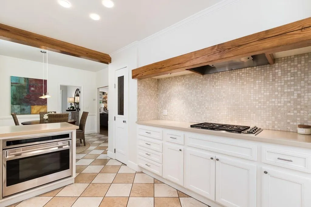 5495 Arundel Drive, Sandy Springs, Georgia 30327, 4 Bedrooms Bedrooms, ,3 BathroomsBathrooms,Residential,Sold,5495 Arundel Drive,5925484