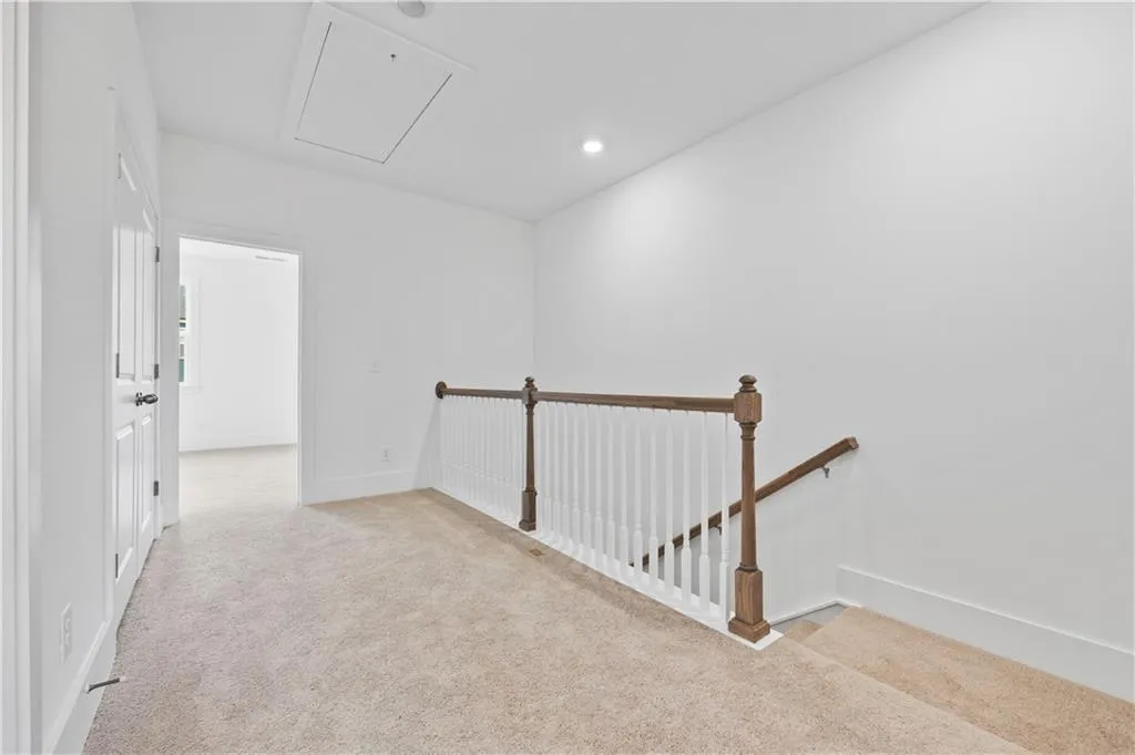 1534 Parks Edge Lane Nw, Atlanta, Georgia 30318, 3 Bedrooms Bedrooms, ,2 BathroomsBathrooms,Residential,For Sale,1534 Parks Edge Lane Nw,7553622