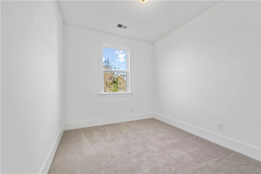 1534 Parks Edge Lane Nw, Atlanta, Georgia 30318, 3 Bedrooms Bedrooms, ,2 BathroomsBathrooms,Residential,For Sale,1534 Parks Edge Lane Nw,7553622
