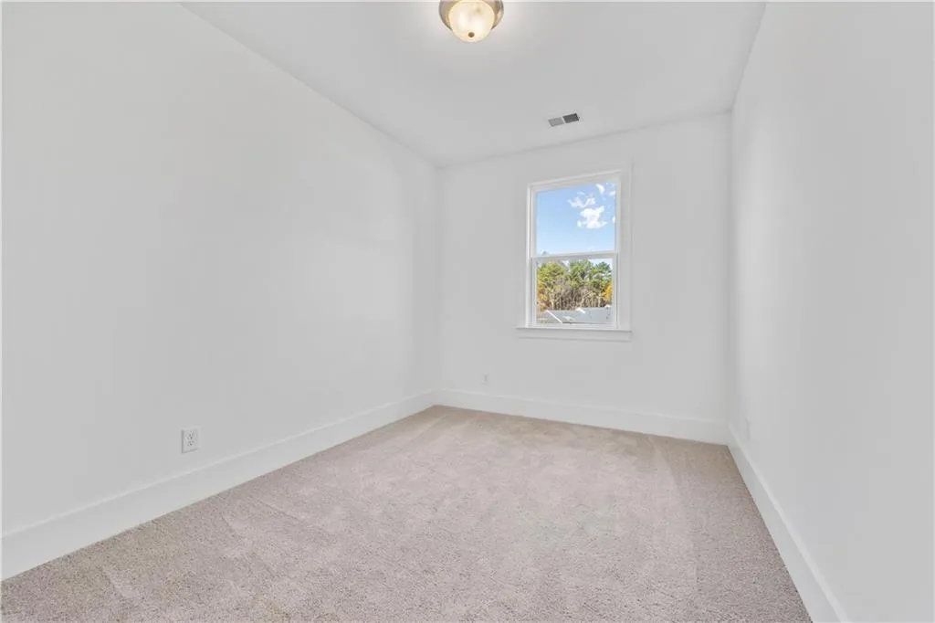 1534 Parks Edge Lane Nw, Atlanta, Georgia 30318, 3 Bedrooms Bedrooms, ,2 BathroomsBathrooms,Residential,For Sale,1534 Parks Edge Lane Nw,7553622