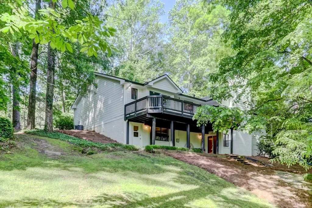 60 Stewart Drive, Sandy Springs, Georgia 30342, 4 Bedrooms Bedrooms, ,3 BathroomsBathrooms,Residential,Sold,60 Stewart Drive,6547096