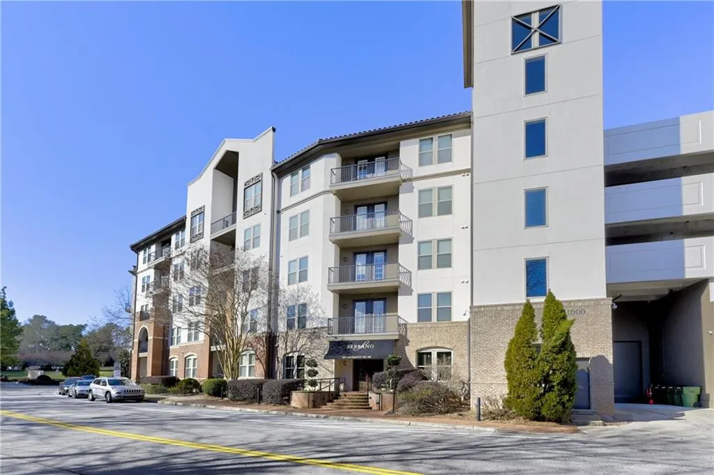 901 Abernathy Road Ne Unit 5050, Atlanta, Georgia 30328, 3 Bedrooms Bedrooms, ,2 BathroomsBathrooms,Residential,Sold,901 Abernathy Road Ne Unit 5050,7513214
