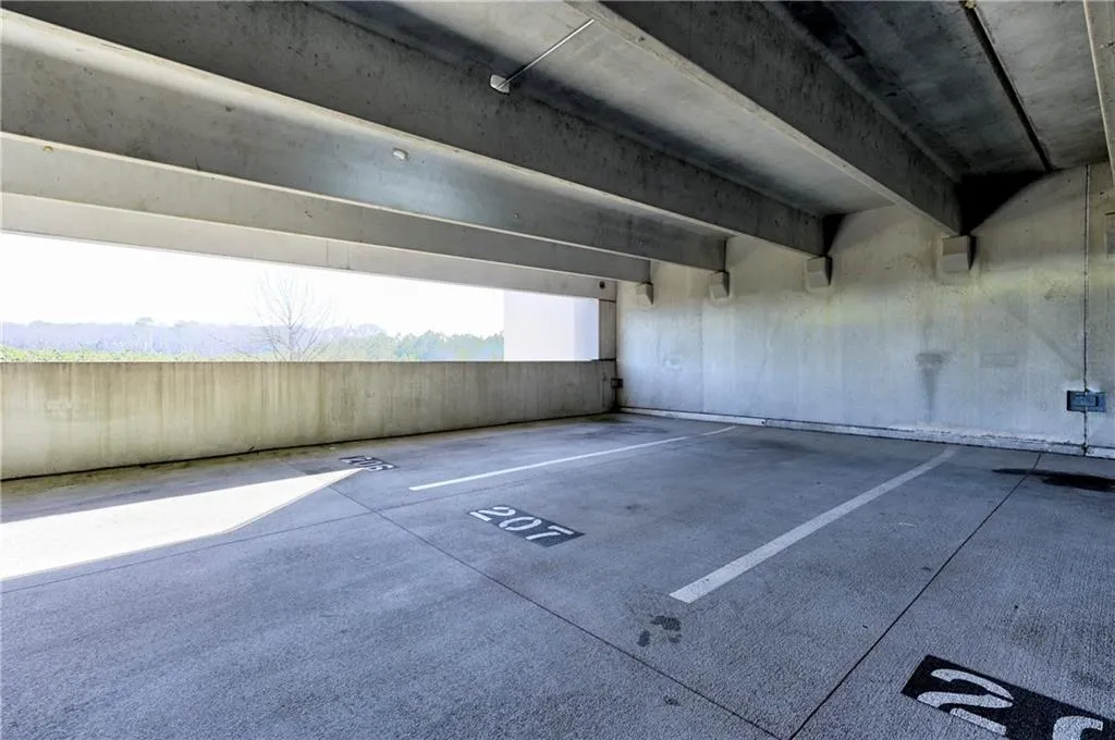 901 Abernathy Road Ne Unit 5050, Atlanta, Georgia 30328, 3 Bedrooms Bedrooms, ,2 BathroomsBathrooms,Residential,Sold,901 Abernathy Road Ne Unit 5050,7513214