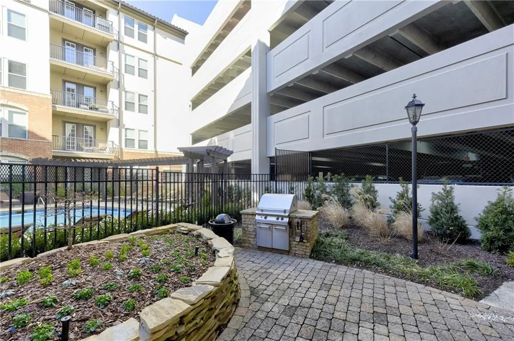 901 Abernathy Road Ne Unit 5050, Atlanta, Georgia 30328, 3 Bedrooms Bedrooms, ,2 BathroomsBathrooms,Residential,Sold,901 Abernathy Road Ne Unit 5050,7513214