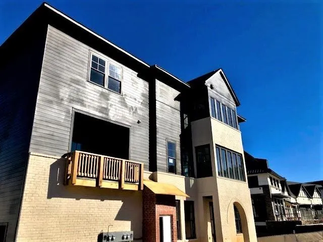 6641 Sterling Drive Unit 654, Sandy Springs, Georgia 30328, 3 Bedrooms Bedrooms, ,3 BathroomsBathrooms,Residential,Sold,6641 Sterling Drive Unit 654,6662849