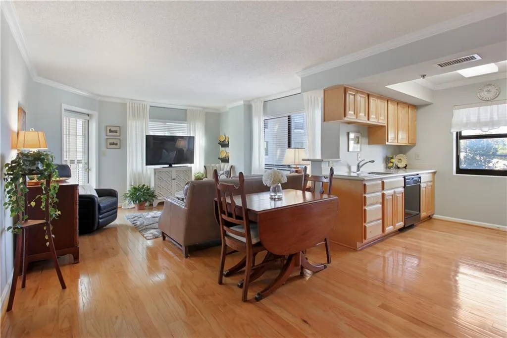 795 Hammond Drive Unit 312, Atlanta, Georgia 30328, 1 Bedroom Bedrooms, ,1 BathroomBathrooms,Residential,Sold,795 Hammond Drive Unit 312,6798759