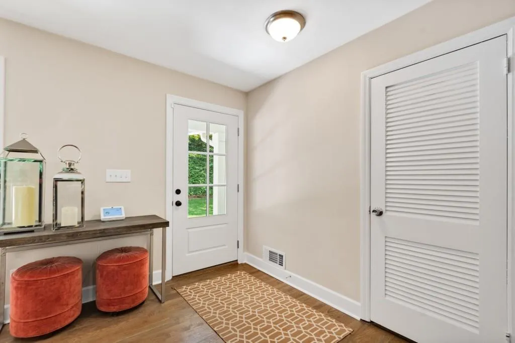 120 Finchley Court, Sandy Springs, Georgia 30328, 5 Bedrooms Bedrooms, ,3 BathroomsBathrooms,Residential,Sold,120 Finchley Court,7058399