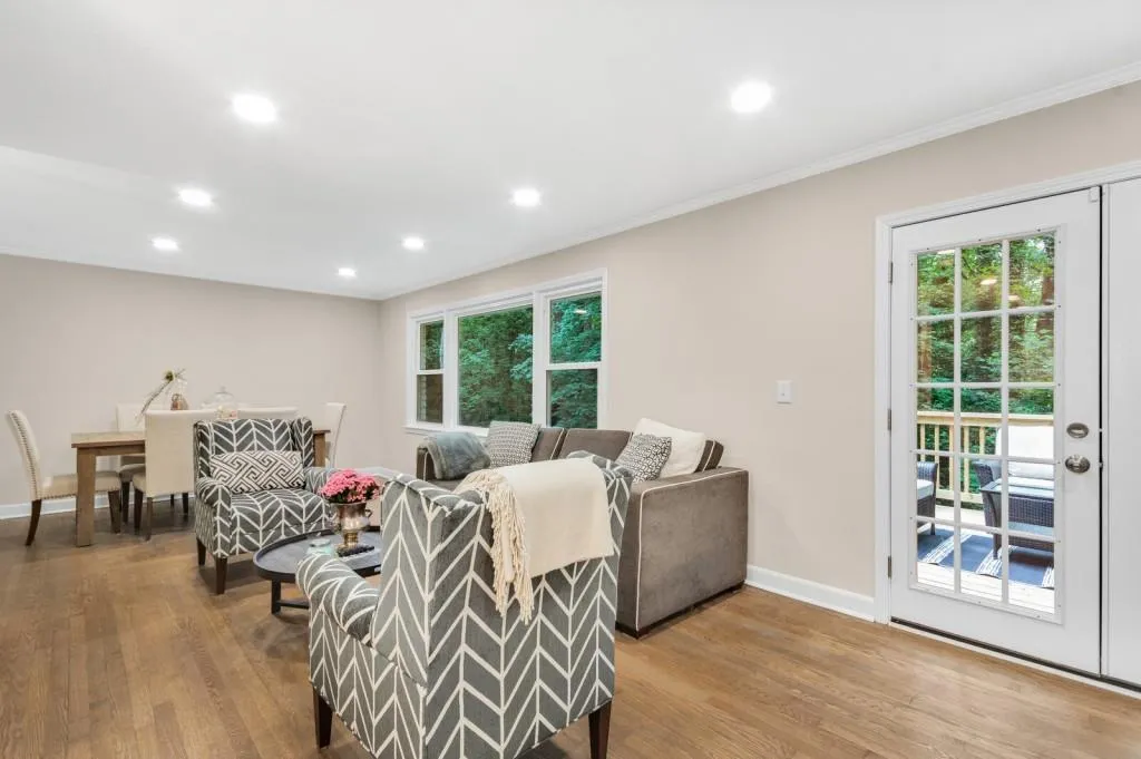 120 Finchley Court, Sandy Springs, Georgia 30328, 5 Bedrooms Bedrooms, ,3 BathroomsBathrooms,Residential,Sold,120 Finchley Court,7058399