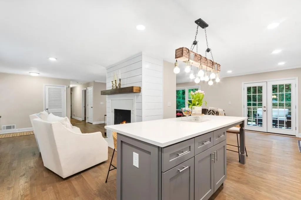 120 Finchley Court, Sandy Springs, Georgia 30328, 5 Bedrooms Bedrooms, ,3 BathroomsBathrooms,Residential,Sold,120 Finchley Court,7058399