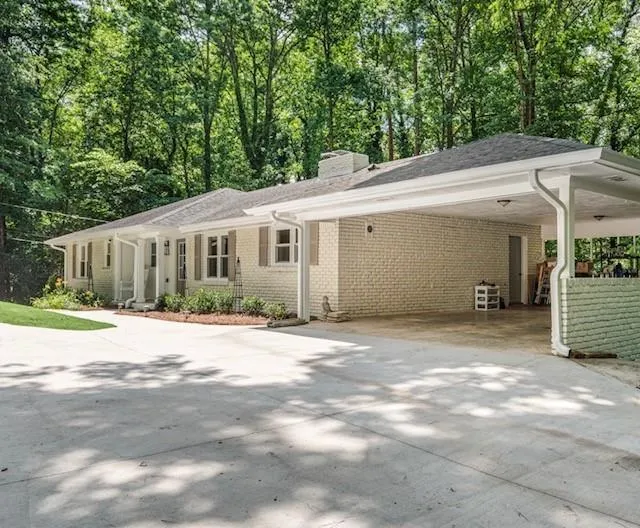 120 Finchley Court, Sandy Springs, Georgia 30328, 5 Bedrooms Bedrooms, ,3 BathroomsBathrooms,Residential,Sold,120 Finchley Court,7058399