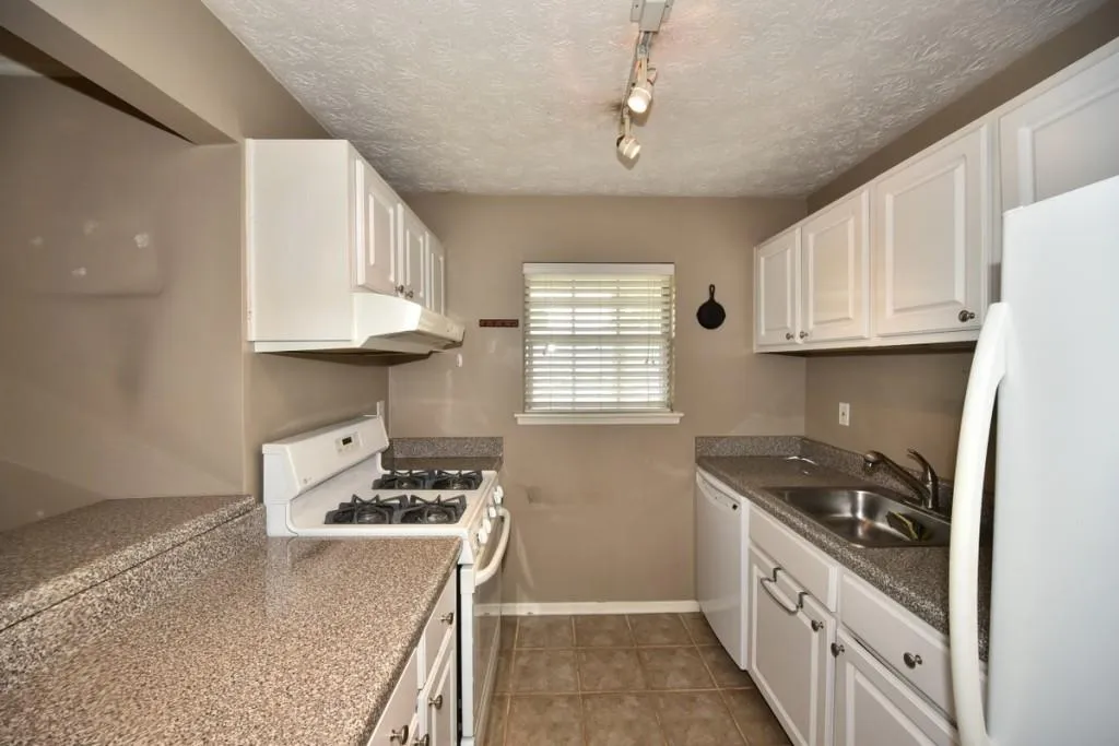 6818 Glenridge Drive Unit F, Sandy Springs, Georgia 30328, 2 Bedrooms Bedrooms, ,2 BathroomsBathrooms,Residential,Sold,6818 Glenridge Drive Unit F,5872493 6818 Glenridge Drive Unit F, Sandy Springs, Georgia 30328, 2 Bedrooms Bedrooms, ,2 BathroomsBathrooms,Residential,Sold,6818 Glenridge Drive Unit F,5872493