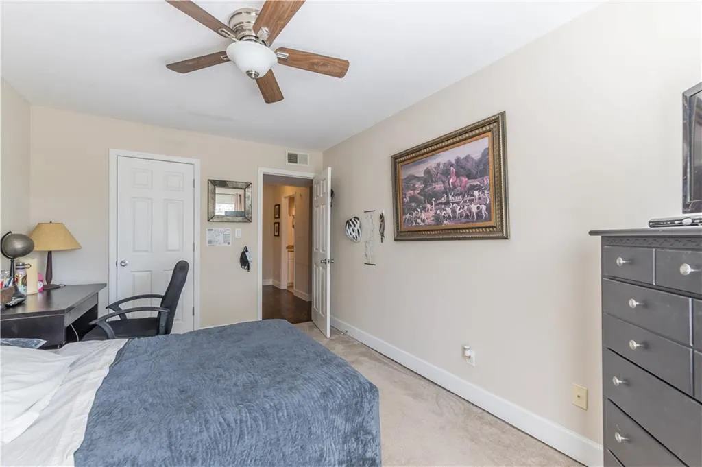 6980 Roswell Road Unit D8, Sandy Springs, Georgia 30328, 2 Bedrooms Bedrooms, ,1 BathroomBathrooms,Residential,Sold,6980 Roswell Road Unit D8,6793962