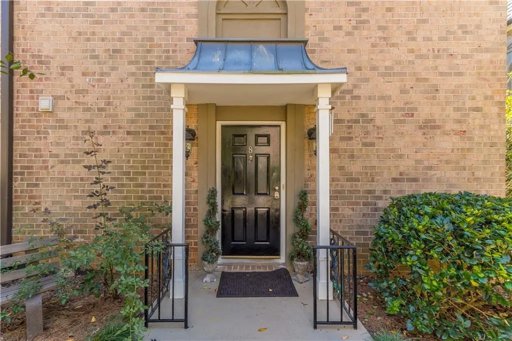 6980 Roswell Road Unit D8, Sandy Springs, Georgia 30328, 2 Bedrooms Bedrooms, ,1 BathroomBathrooms,Residential,Sold,6980 Roswell Road Unit D8,6793962