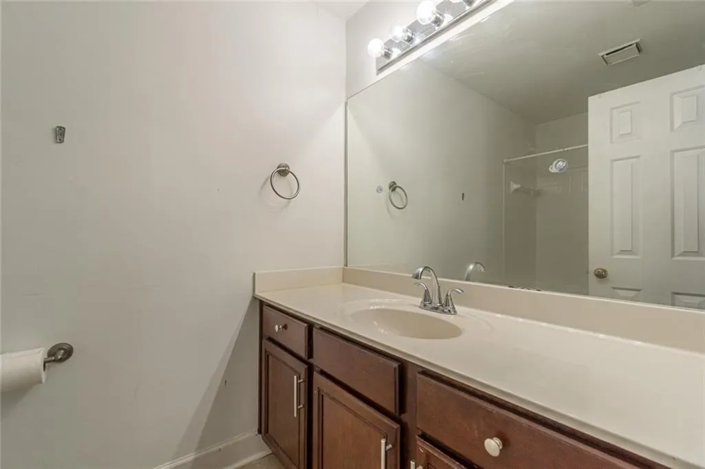 123 Mount Vernon Circle, Atlanta, Georgia 30338, 2 Bedrooms Bedrooms, ,2 BathroomsBathrooms,Residential,Sold,123 Mount Vernon Circle,7116160