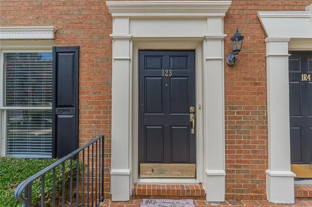 123 Mount Vernon Circle, Atlanta, Georgia 30338, 2 Bedrooms Bedrooms, ,2 BathroomsBathrooms,Residential,Sold,123 Mount Vernon Circle,7116160