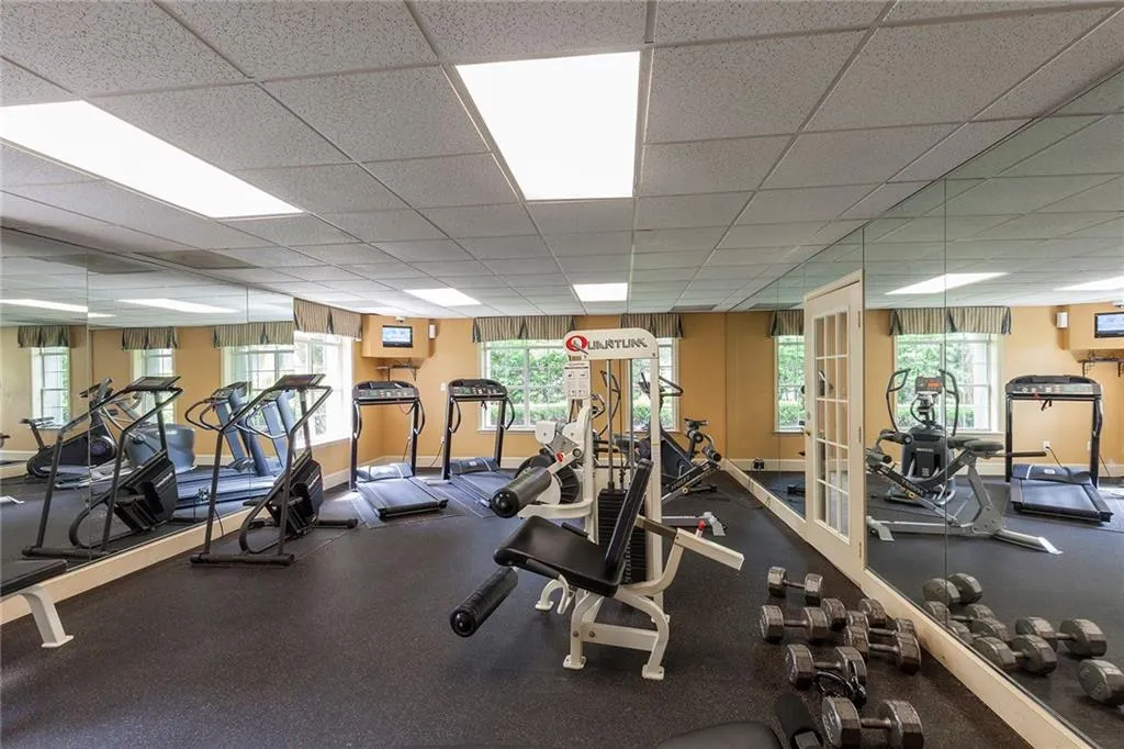 6900 Roswell Road Unit K1, Atlanta, Georgia 30328, 3 Bedrooms Bedrooms, ,2 BathroomsBathrooms,Residential,Sold,6900 Roswell Road Unit K1,6019556