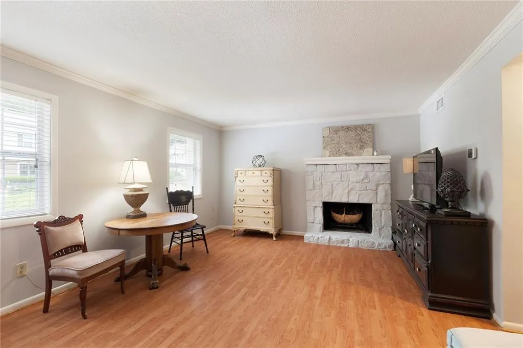 6900 Roswell Road Unit K1, Atlanta, Georgia 30328, 3 Bedrooms Bedrooms, ,2 BathroomsBathrooms,Residential,Sold,6900 Roswell Road Unit K1,6019556