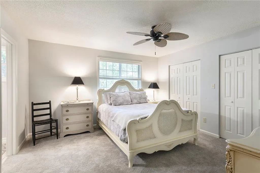 6900 Roswell Road Unit K1, Atlanta, Georgia 30328, 3 Bedrooms Bedrooms, ,2 BathroomsBathrooms,Residential,Sold,6900 Roswell Road Unit K1,6019556