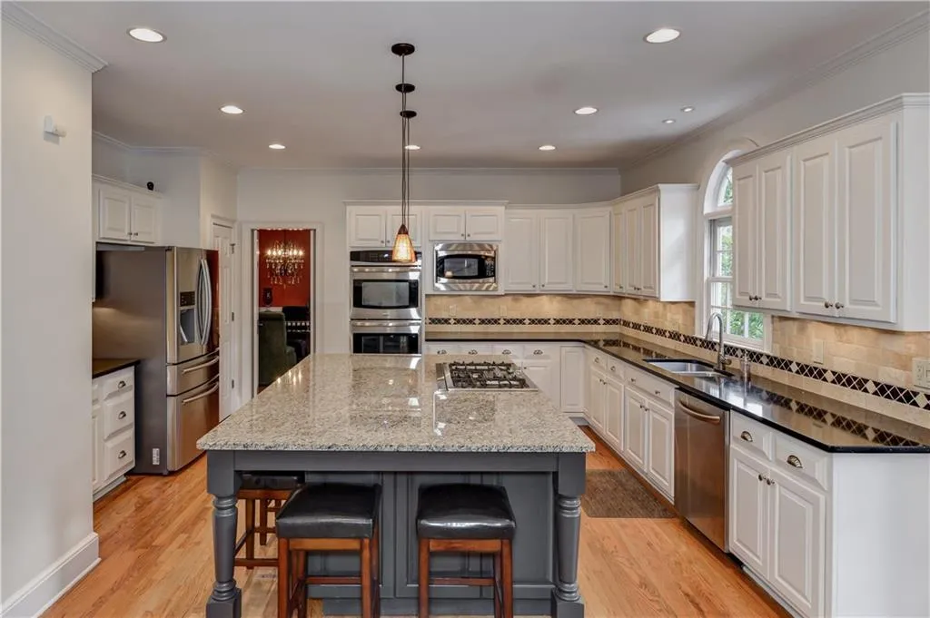 1271 Westminster Walk Nw, Atlanta, Georgia 30327, 5 Bedrooms Bedrooms, ,4 BathroomsBathrooms,Residential,Sold,1271 Westminster Walk Nw,5726703